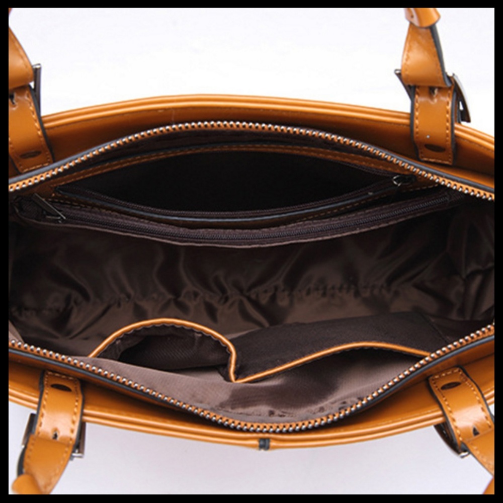NEW CHAVA Tote Crossbody - Picture 4 of 7